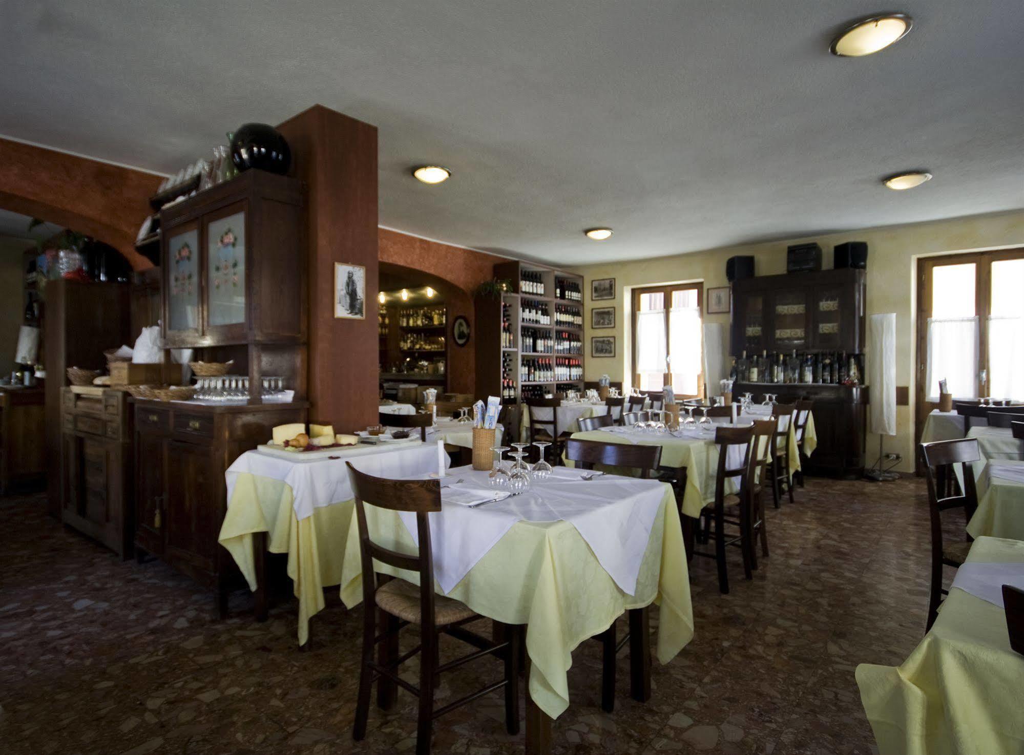 Edelweiss Bed & Breakfast 2*